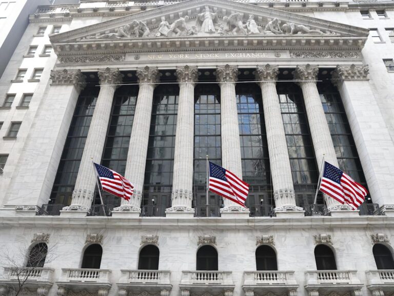 Dow, S&P 500, Nasdaq futures dip ahead of Trump-Xi call on trade