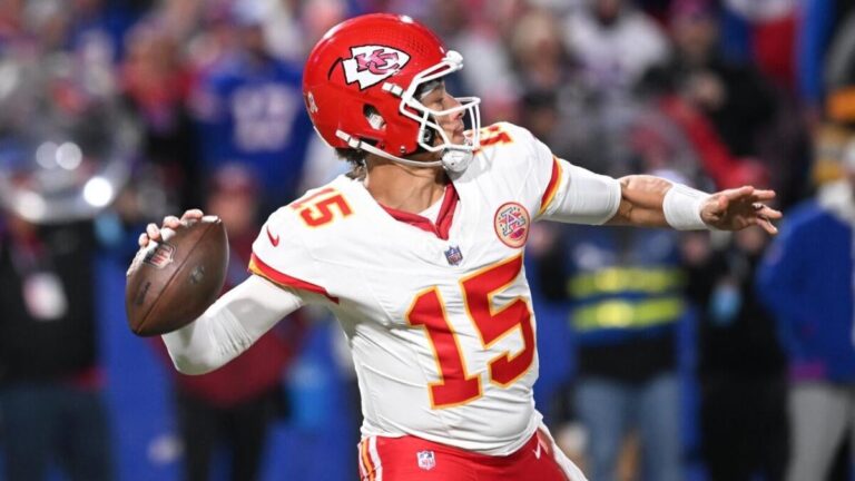 Week 3 NFL betting guide, props, lines: Model, expert, parlay, DFS and best season-long fantasy picks revealed